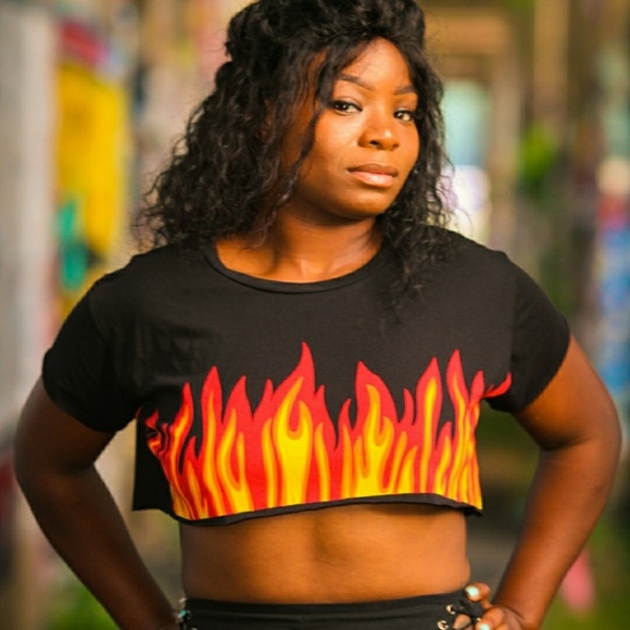 women's top - Picture 2 of 2